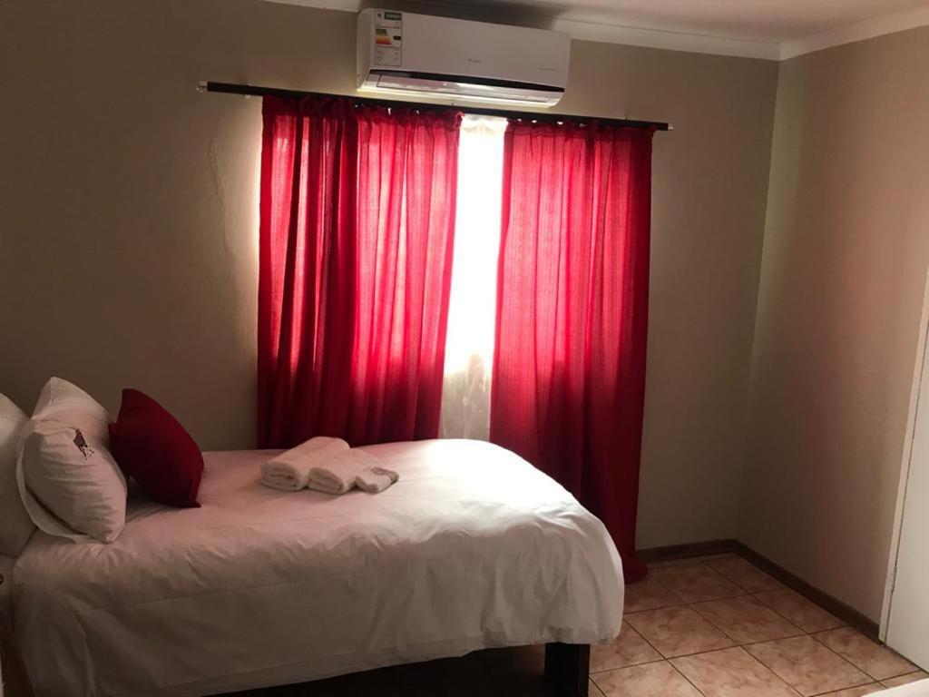 Urbanlife Keetmanshoop Accommodation Eksteriør bilde